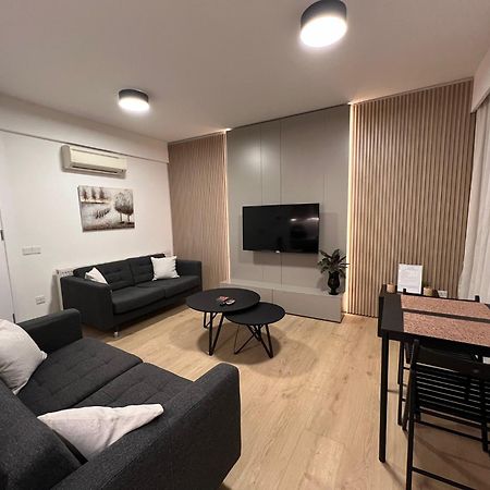 Daniela'S Modern Apartment Strovolos Kültér fotó